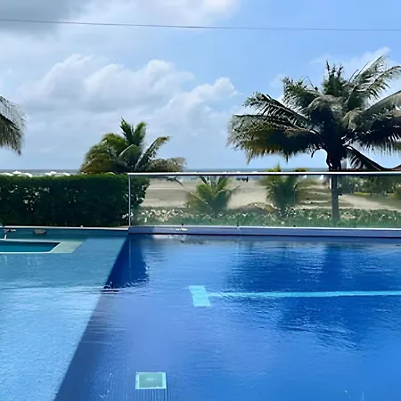 Beachfront Paradise With Pools And Apartamento *