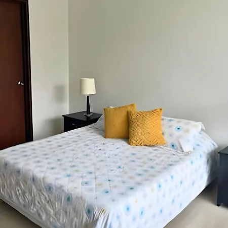 Beachfront Paradise With Pools And Cartagena