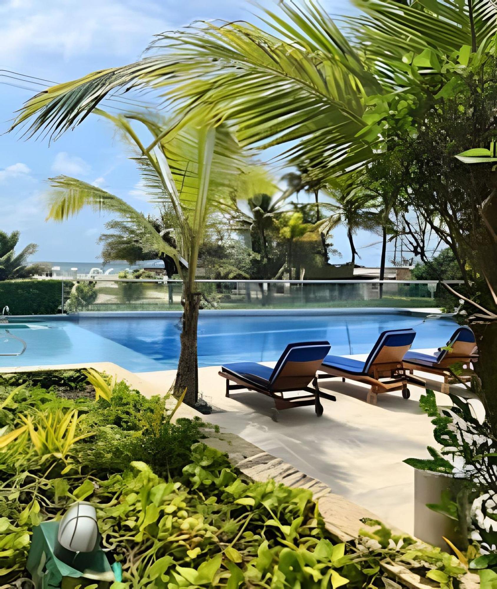 Beachfront Paradise With Pools And Apartamento